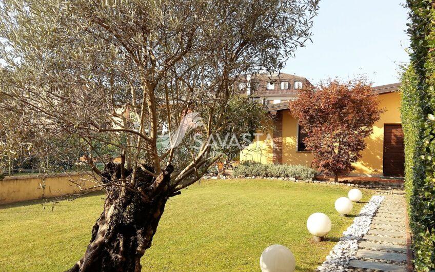 TORRION QUARTARA – VILLA
